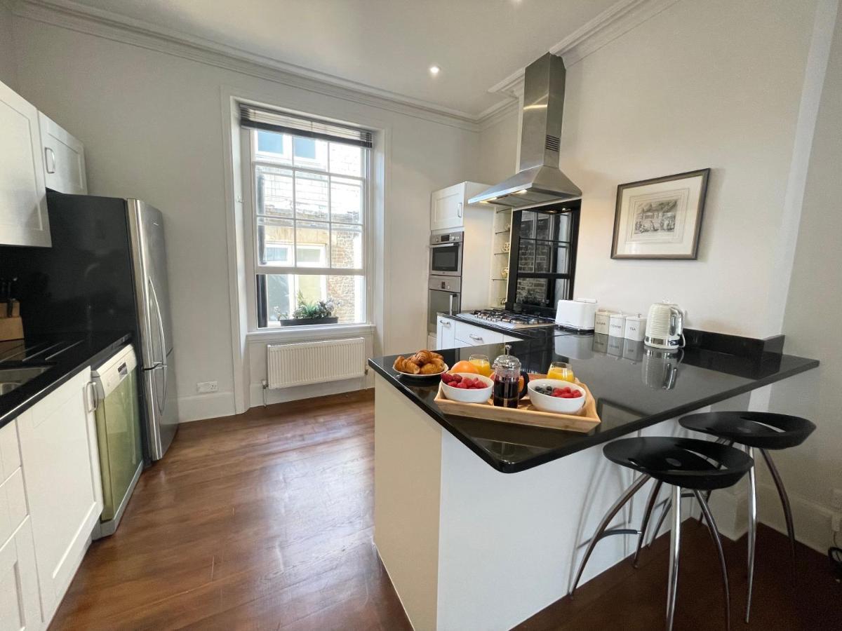 Victoria Maisonette Apartment 런던 외부 사진