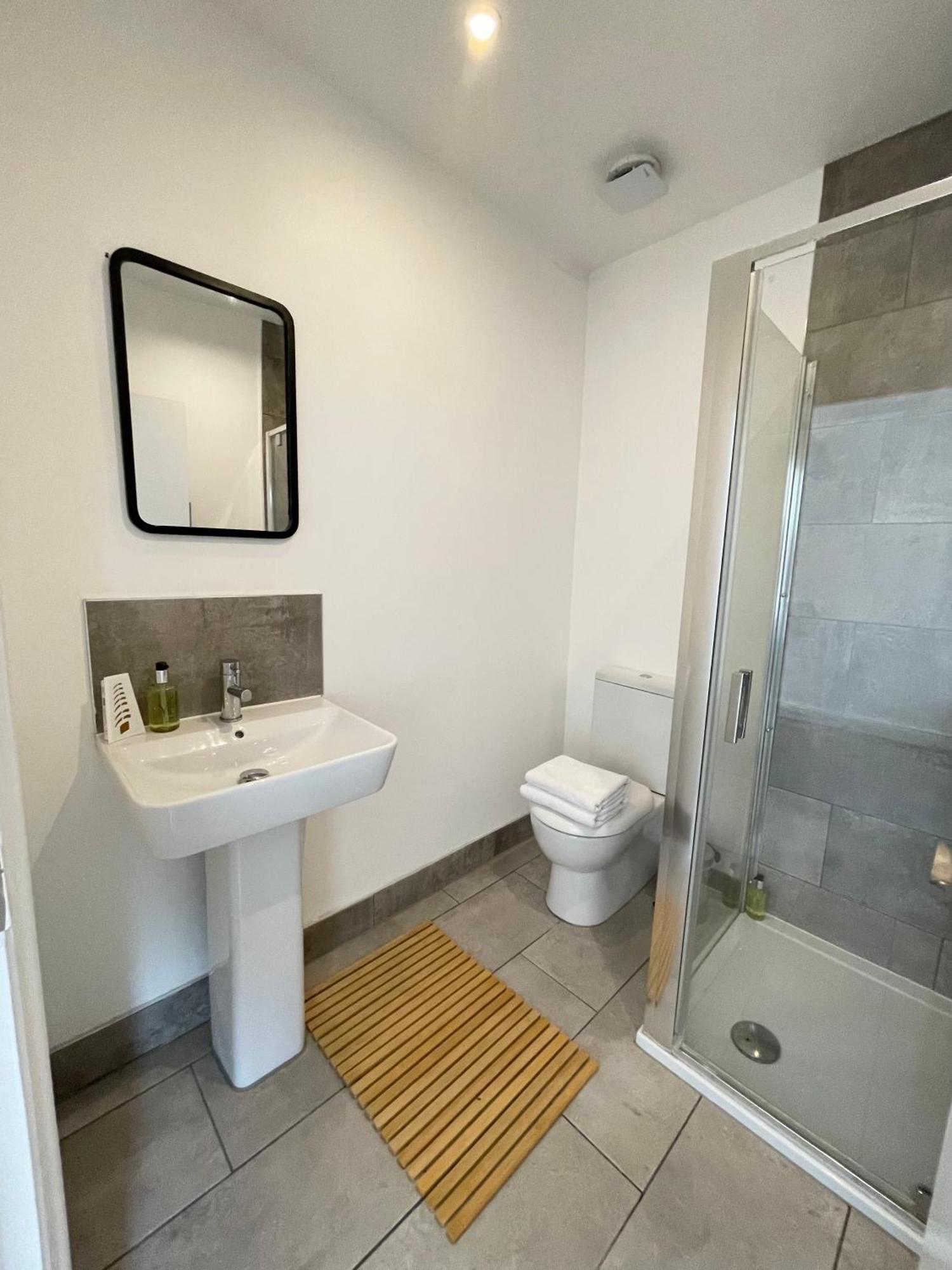 Victoria Maisonette Apartment 런던 외부 사진