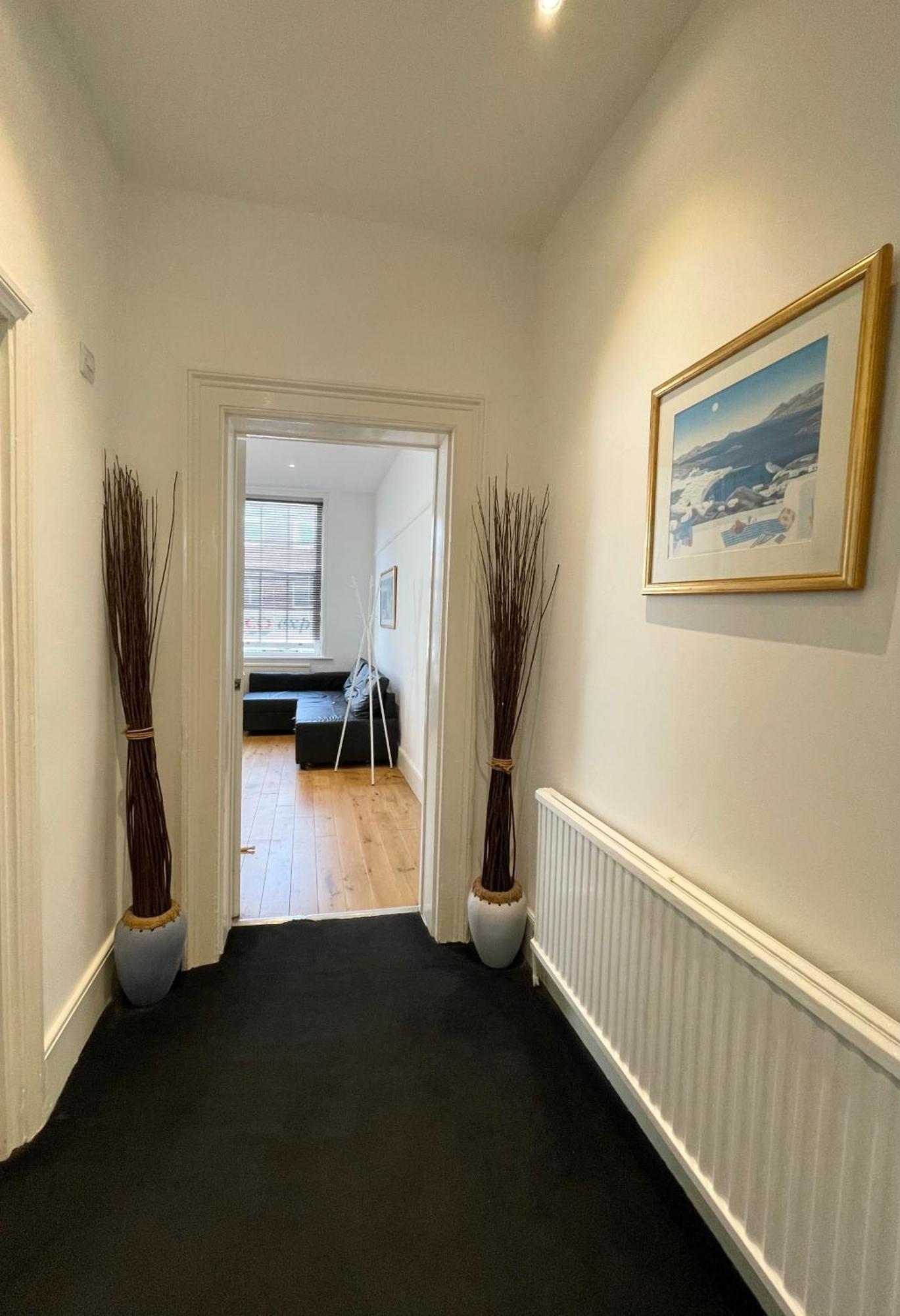 Victoria Maisonette Apartment 런던 외부 사진