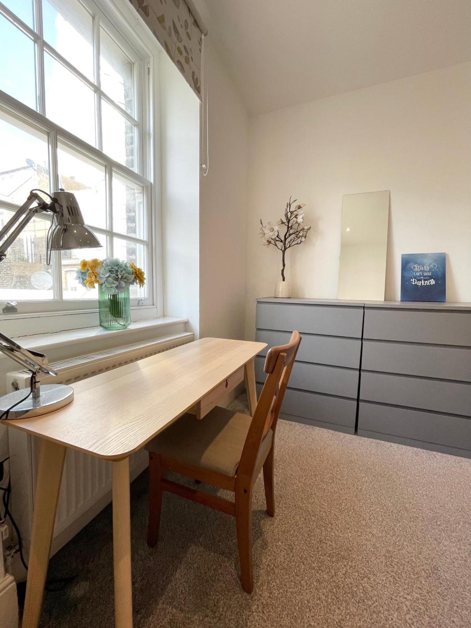 Victoria Maisonette Apartment 런던 외부 사진